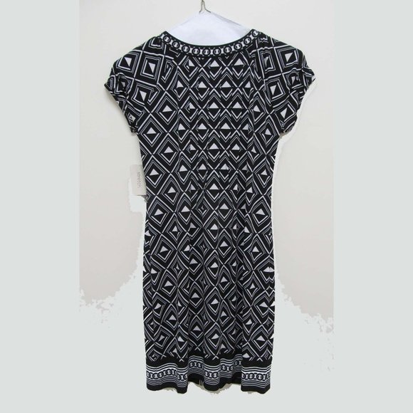 Beige by ECI Dress Black White Size 4 - Picture 2 of 6